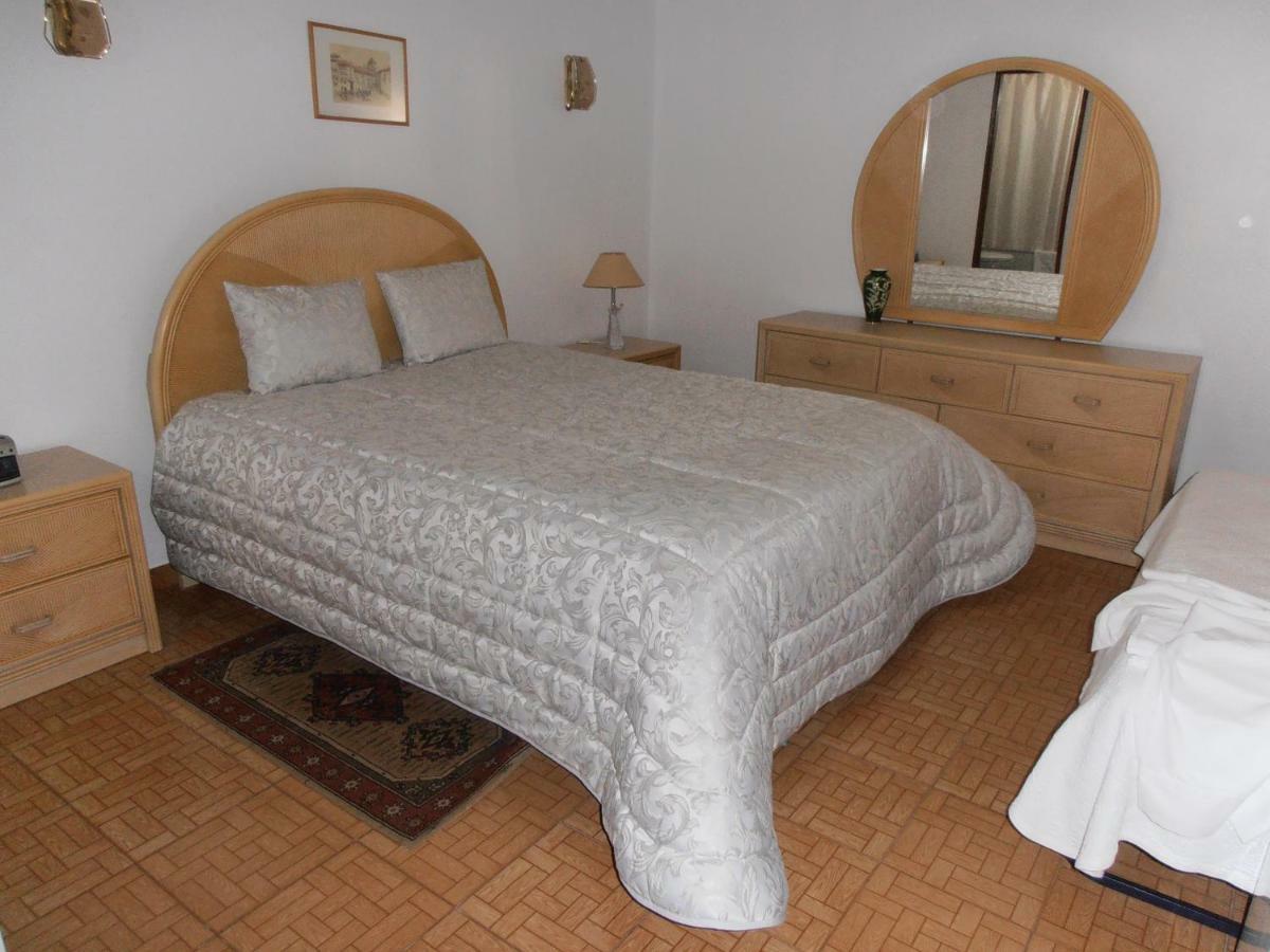 Guest house Lobateira *